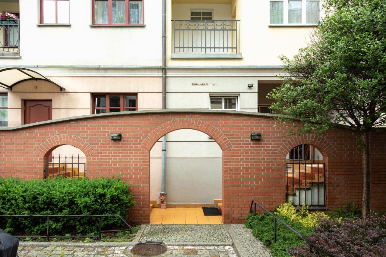 Apartament Stare Miasto Елблаг Екстериор снимка