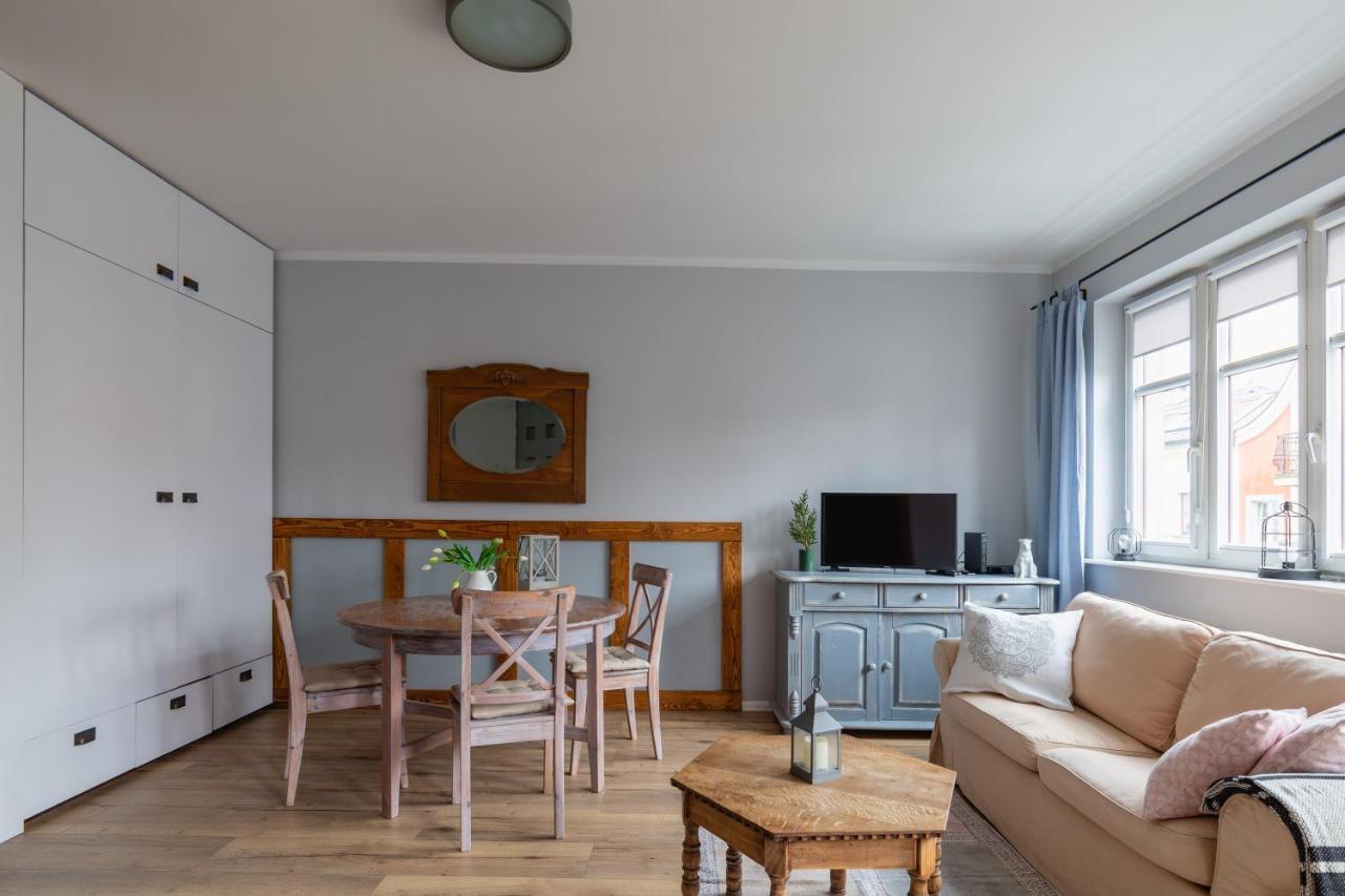 Apartament Stare Miasto Елблаг Екстериор снимка