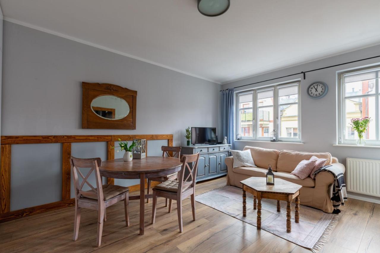 Apartament Stare Miasto Елблаг Екстериор снимка