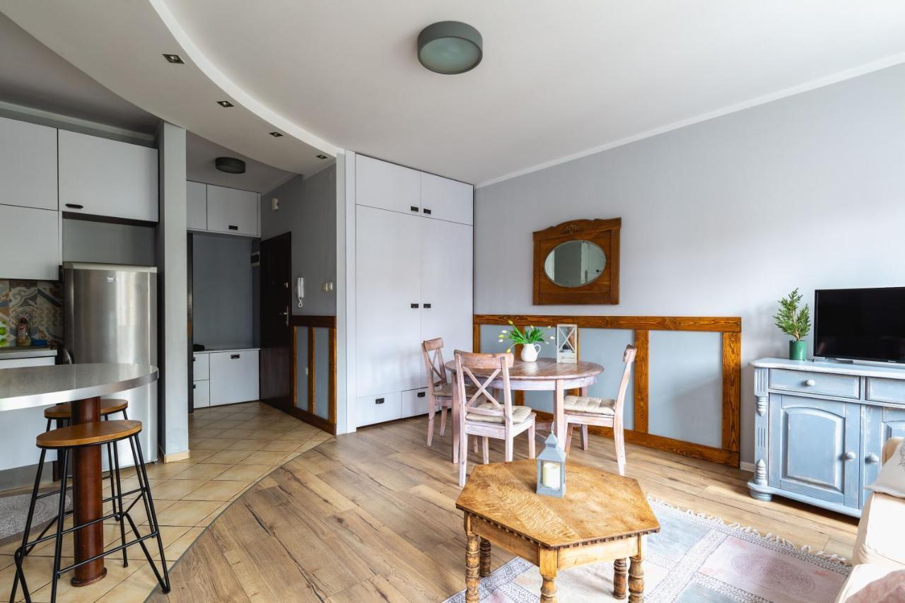 Apartament Stare Miasto Елблаг Екстериор снимка